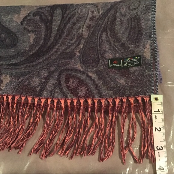 ⚜️[2/$38.00] ⚜️ V Fraas Paisley Scarf - Picture 9 of 10
